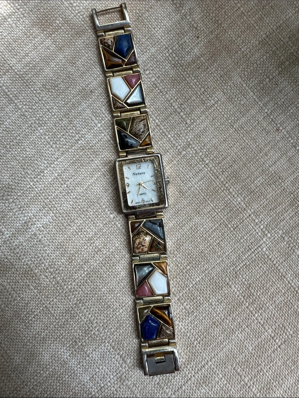 Vintage Nature Quartz Watch - new battery needed
